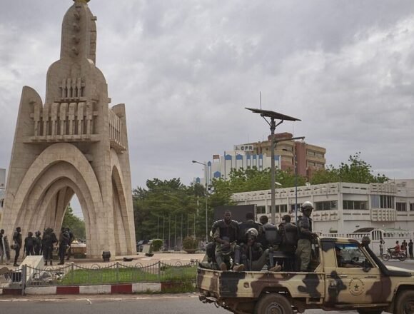 SAHEL | Malí: Las autoridades deben abandonar la alarmante propuesta de disolución de los partidos políticos – Amnistía Internacional para África Occidental y Central