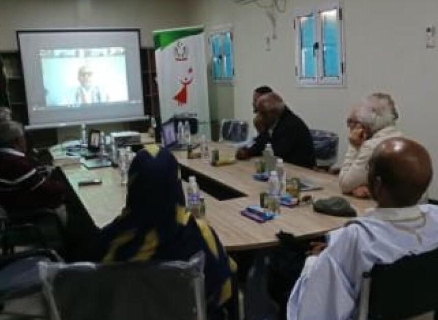 debate_cademico_en_ut_02 La sede de la Universidad de Tifariti alberga un debate académico sobre los artículos seleccionados para el próximo número de su revista | Sahara Press Service (SPS)