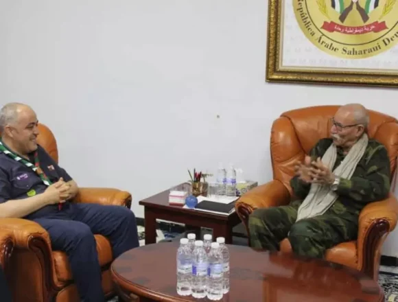 El líder general de los «Algerian Islamic Scouts» visita los campamentos de refugiados saharauis | Sahara Press Service (SPS)