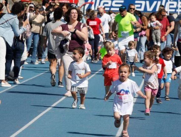 Avilés y el Sáhara corren de la mano: así fue la carrera solidaria para apoyar a los refugiados en Argelia