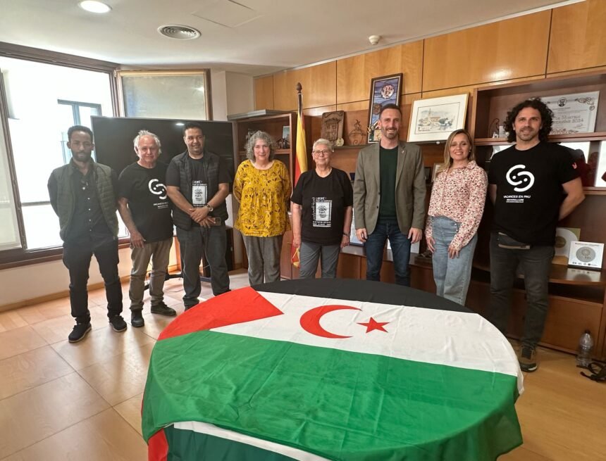 El Ayuntamiento de Caldes de Montbui recibe a la delegación de la #MarchaLibertadSaharaui