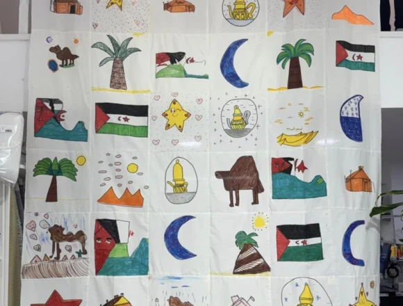 Alumnos de colegios de Rianxo elaboran colchas solidarias dentro del proyecto «Abrigo e acubillo» a beneficio de pueblo saharaui