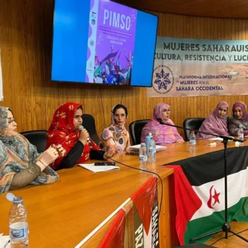 La vuelta al mundo SAHARAUI | La mujer saharaui: columna vertebral de la resistencia y garante del futuro de su pueblo