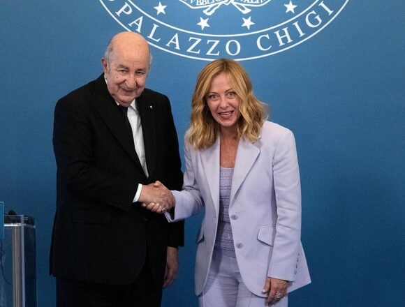 Italia y Argelia reafirman en Roma el derecho del pueblo saharaui a decidir su futuro: la autodeterminación del Sáhara Occidental vuelve a la agenda internacional – Victoria G. Corera