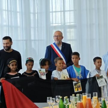 VACACIONES EN PAZ 2025 – FRANCIA | El Ayuntamiento de Lanester homenajea a los niños saharauis durante una ceremonia solidaria
