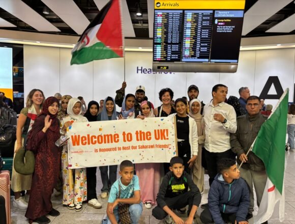 Un grupo de niños y niñas saharauis de ‘Holiday in Peace’ llega al Reino Unido | Sahara Press Service (SPS)