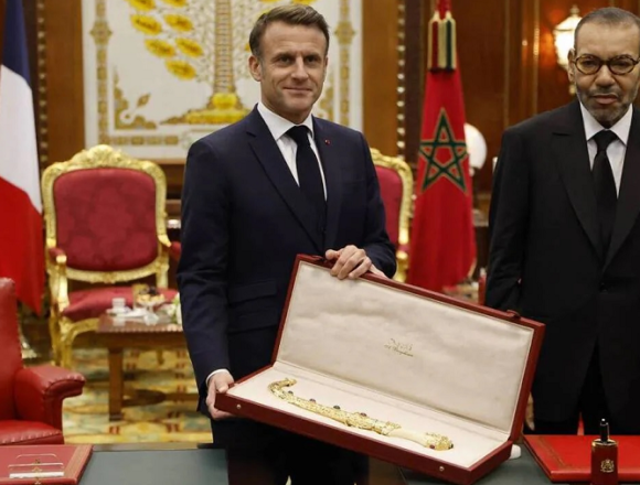 Macron-Mohammed-VI-1 París da marcha atrás y pide a Rabat que revise su plan de autonomía – Algérie Patriotique