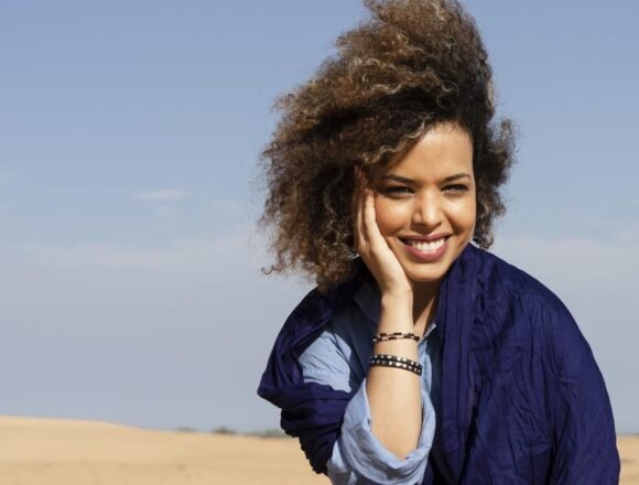 Ebbaba Hameida: “Quiero que la gente sepa que los conflictos han marcado a las mujeres saharauis” – Noticias de Gipuzkoa