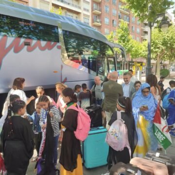 Logroño recibe a los niños y niñas saharauis del programa ‘Vacaciones en paz’
