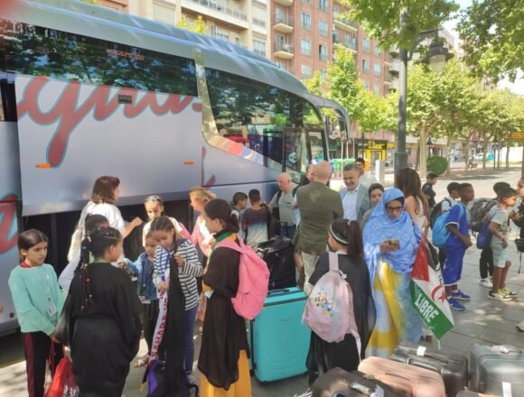 Logroño recibe a los niños y niñas saharauis del programa ‘Vacaciones en paz’