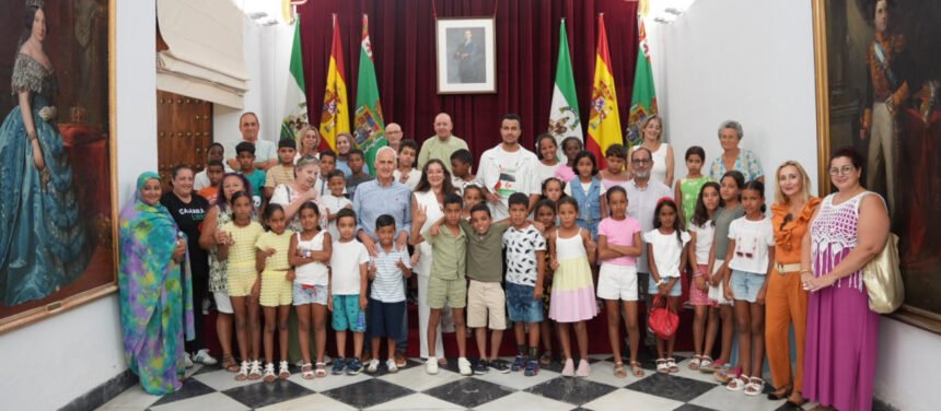 6891d77264589 «Vacaciones en paz»: 170 niños saharauis veranean en las playas de CÁDIZ con familias de acogida – El Debate