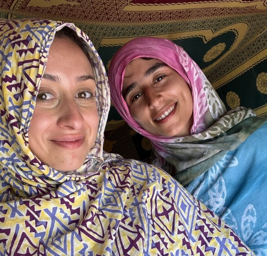 Activista de Nonviolence International: «Me quedé impactada por el maltrato que sufrimos en El Aaiún a manos de los agentes marroquíes. Pero esto no es nada comparado con la represión y los abusos que me contaron los saharauis, que viven bajo una ocupación ilegal.»