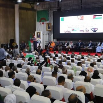 Los servicios de inteligencia marroquíes buscan el caos en el Magreb, denuncian dirigentes saharauis en la Universidad de Verano de Boumerdès