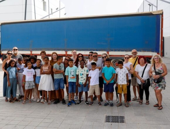 Y3A2621-ksuC-U2302741479040bFI-1200x840@La20Verdad El Ayuntamiento de Lorca entrega un remolque a la Asociación Sonrisa Saharaui | La Verdad