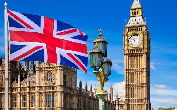 El MAE saharaui se reúne con el Ministro de Estado para Oriente Medio y Norte de África del Ministerio de Asuntos Exteriores británico, Hamish Falconer