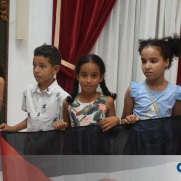 ab2b0ee8-237c-40d3-8e3f-6be8d8924ce7_twitter-watermarked-aspect-ratio_default_0 “Vacaciones en Paz”: un respiro frente al exilio asfixiante que roba infancias saharauis