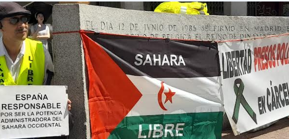 Ahmed Fadel “el Rubio” recrimina a Christopher Nolan que ruede en Dajla, una ciudad cautiva en la que el invasor marroquí  destruyó los cines
