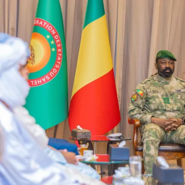 «Los entresijos de la liberación de los camioneros marroquíes en Mali» | Detrás de la escenificación diplomática, emerge una realidad más turbia: rescates, liberación de yihadistas, juegos de influencia marroquíes y un silencio vergonzoso sobre los soldados malienses olvidados