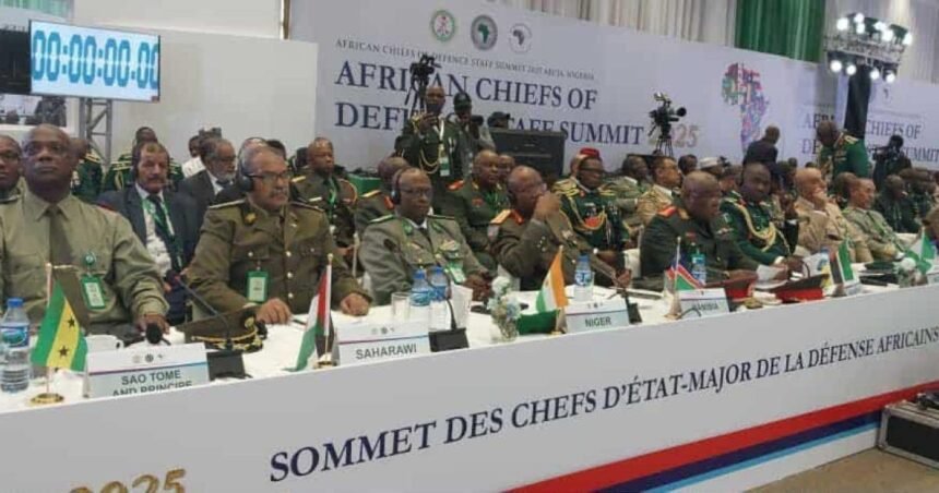 Delegación del Ministerio de Defensa saharaui participa en cumbre de Jefes de Estado Mayor africanos | Sahara Press Service (SPS)