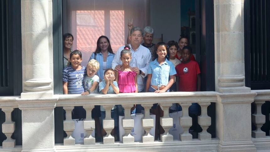 VACACIONES EN PAZ | «Necesitamos familias» que acojan a niños y niñas saharauis en verano – La Voz de Galicia. Pontevedra