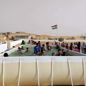 Piscinas para los niños y niñas de los campamentos de refugiados saharauis de Tinduf