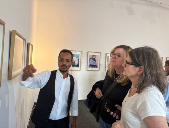 de547b66-0b40-4327-9cd3-39d004031c22 Exposición “Tiempo Cero” del artista saharaui AawahWalad inicia gira europea por Lisboa | Sahara Press Service (SPS)