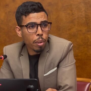 Ex presos políticos saharauis denuncian la represión legal contra la juventud saharaui durante un encuentro internacional de Derechos Humanos en Ginebra | Sahara Press Service (SPS)