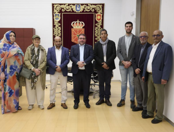 werfrew3erg El Presidente del Parlamento recibe a Abdulah Arabi, delegado del Frente Polisario en España | Parlamento de Navarra