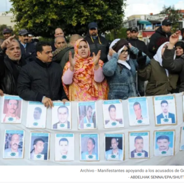 TEMA DEL DÍA: Los presos de Gdeim Izik inician una huelga de hambre de 48 horas para denunciar abusos marroquíes