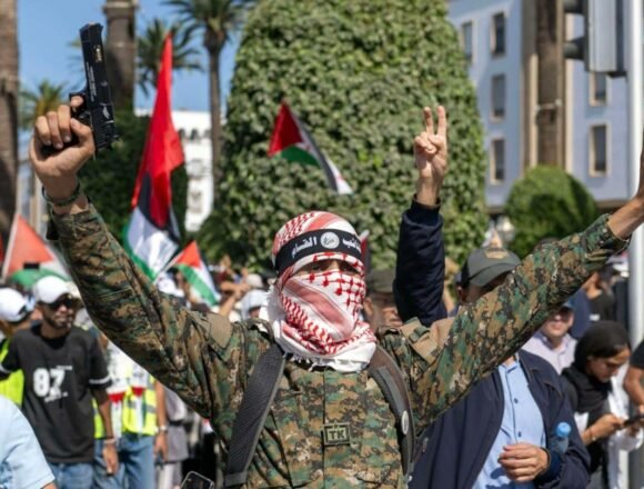 De «Trump el carnicero» a banderas de Israel en llamas: los marroquíes exigen a Mohamed VI romper con Netanyahu