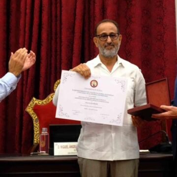 La Universidad Tifariti recibe premio de la Universidad de Sevilla | Sahara Press Service (SPS)