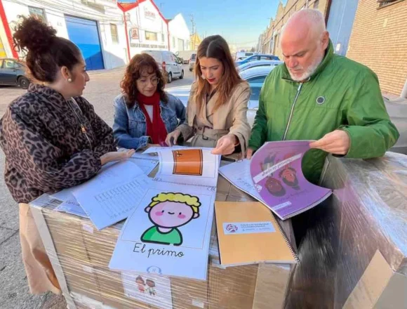 7582604 LA Diputación de Zaragoza ENVÍA AL SÁHARA MATERIALES EDUCATIVOS PARA 2.800 ESTUDIANTES DE ESPAÑOL