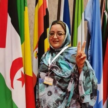 Marruecos impide a la periodista saharaui Salha Boutengiza visitar a su familia en Bojador – El Faradio