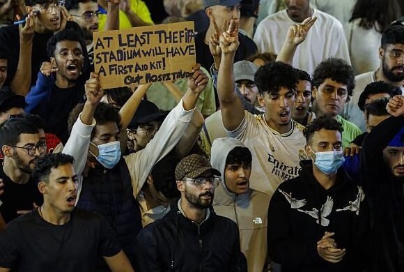 GettyImages-2237834586-e1759495893426 Marruecos: Detengan el uso de fuerza excesiva tras represión de protestas juveniles – Amnistía Internacional