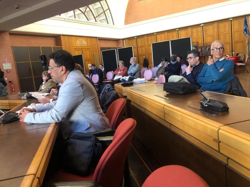 El pueblo saharaui en el centro de los debates de la II Conferencia Internacional de la Paz en Vitry-sur-Seine | Sahara Press Service (SPS)