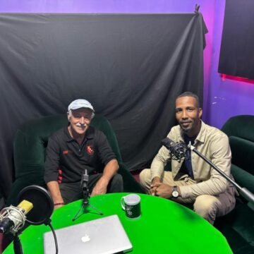 00 Representante de un club deportivo argentino visita los campamentos de refugiados saharauis – Voz del Sahara Occidental en Argentina