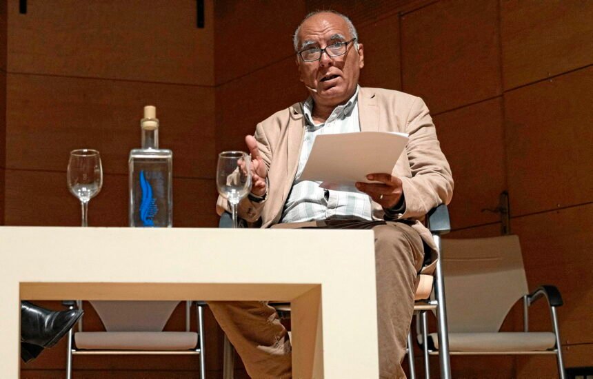 1121_mun_SAHARA «No pueden eliminar el derecho a la autodeterminación del Sáhara» – Abdeslam Aomar Lahsen en Naiz: