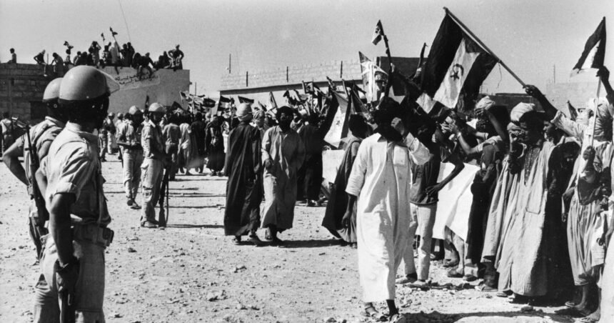 Cómo la descolonización del Sáhara español dejó a miles de saharauis sin patria ni nacionalidad – EL DEBATE