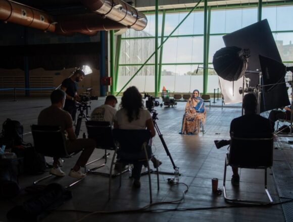 Un ‘docutriller’ busca respuestas a la «deuda de España con el Sáhara» – EFEminista