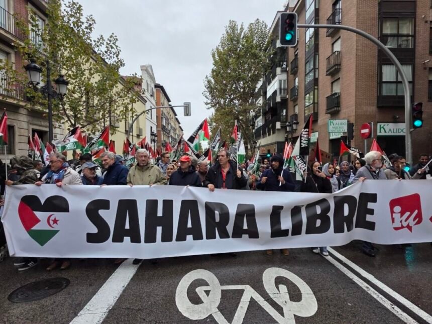 G5zPSaGWYAEr0PZ-1068x801-1 El grito de un «Sáhara Libre» vuelve a llenar las calles de Madrid