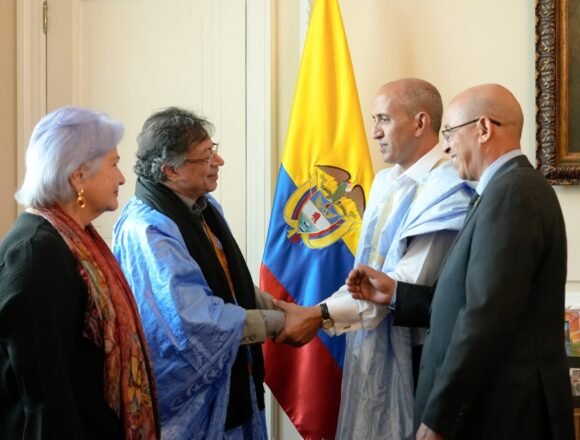 delegacion_saharaui_con_presidente_de_la_republica_de_colombia_gustavo_petro Presidente Petro consolida el mayor respaldo latinoamericano a la causa saharaui y anuncia el fin de las compras de fosfatos procedentes del Sáhara ocupado