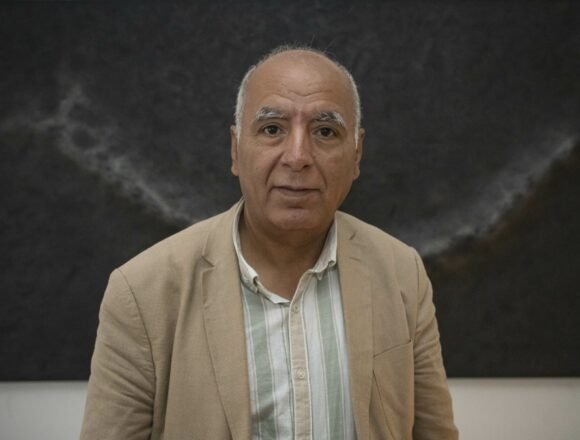 «Espainiak Sahara babesteko betebeharra zuen, eta indar inbaditzaile bati eman zion lurraldea» – Berria