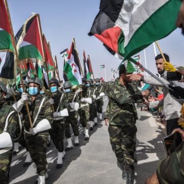 europapress-3583273-27-february-2021-algeria-tindouf-people-watch-sahrawi-troops-parade-during-1200x675-1 Qué fue del Sáhara Español y por qué es hoy la última colonia de África – El Independiente