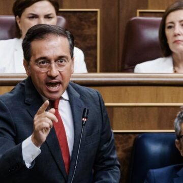 ERC, EH Bildu y BNG piden a Albares que comparezca en el Congreso y rompa su silencio sobre el Sáhara