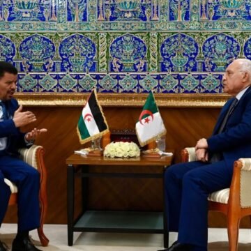 El Ministro de Exteriores y Asuntos Africanos saharaui se reúne con su homólogo argelino