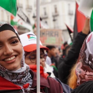 “Cantando a través de los muros”: la música que une al Sáhara Occidental con Palestina