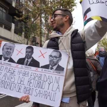 Miles de personas claman en Madrid contra el giro de Sánchez en el Sáhara: “Es un gobierno traidor”