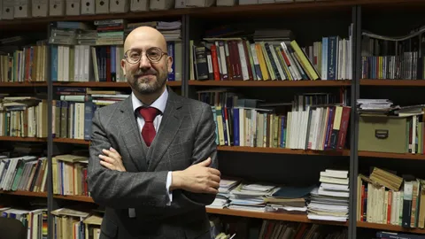 s_20251105_175912000 Carlos Ruiz Miguel en La Voz de Galicia: La ocupación ilegal del Sáhara Occidental sigue igual que hace 50 años y el giro de España se explica por Pegasus