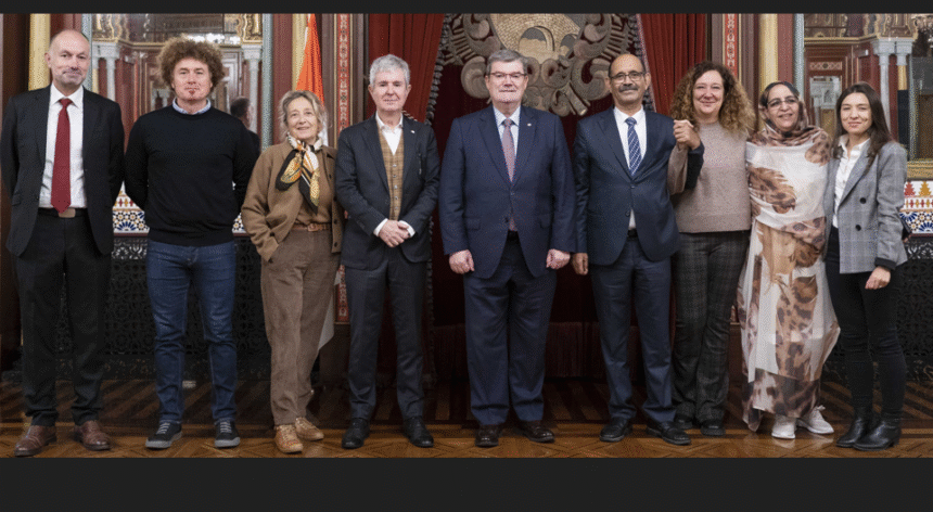 EL ALCALDE DE BILBAO RECIBE A SALEK BABA, MINISTRO DE SALUD PÚBLICA DE LA REPÚBLICA SAHARAUI