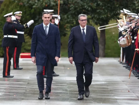 2025120719272367949 Cuando “criticar” a España es repetir a Rabat: lectura-comentario del artículo «España refuerza su traición a la RASD» (Diario Red)